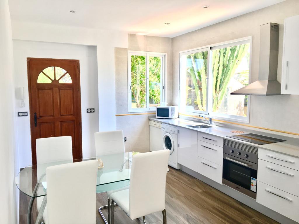 Apartamento En El Centro Del Albir Luaran gambar